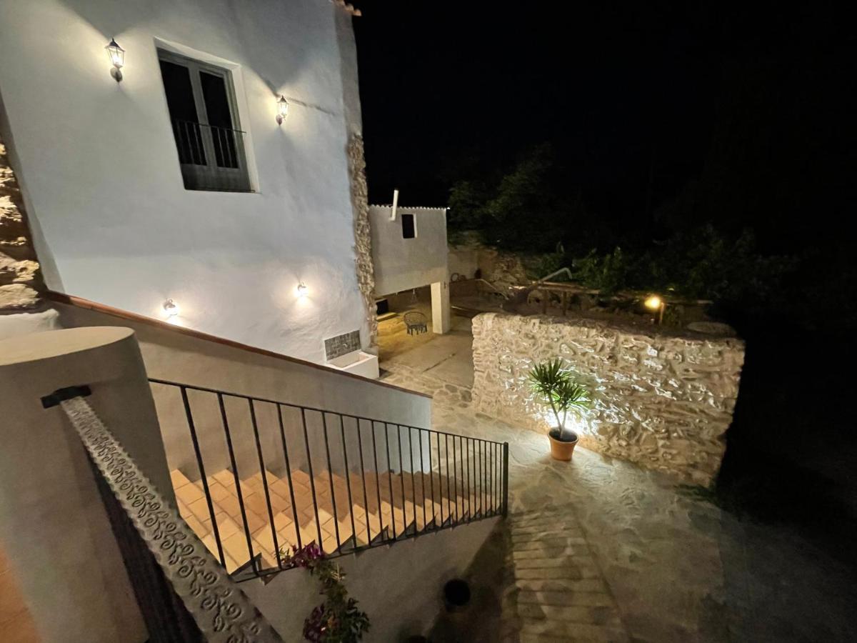 Cortijo Las Angosturas Montefrio Bagian luar foto